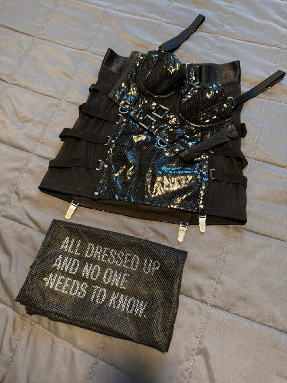 Thistle and Spire Corset Bra (32B) and Skirt (XS) set